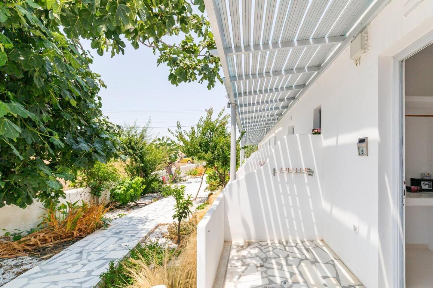Naxos Beachwalk Apartment *